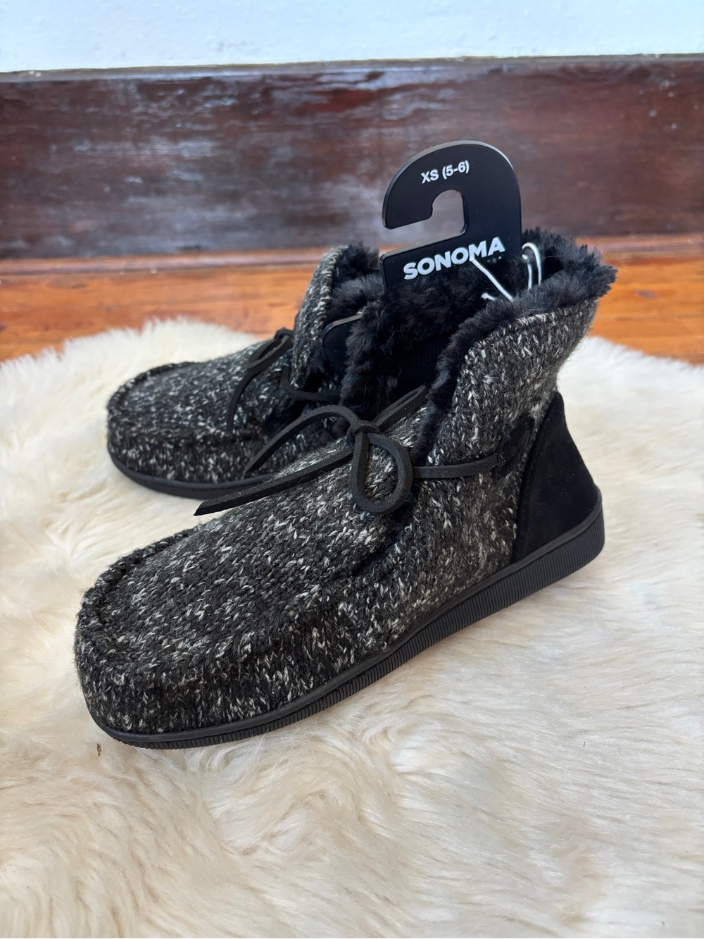 Sonoma Women's Black & Gray Knit Fleece-Lined Slip-On Booties